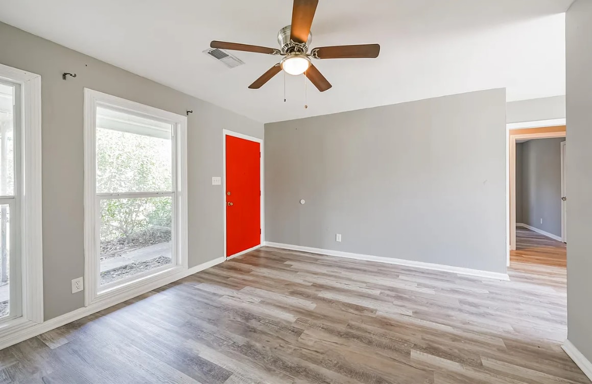 Building Photo - 5746 Lakefield Dr