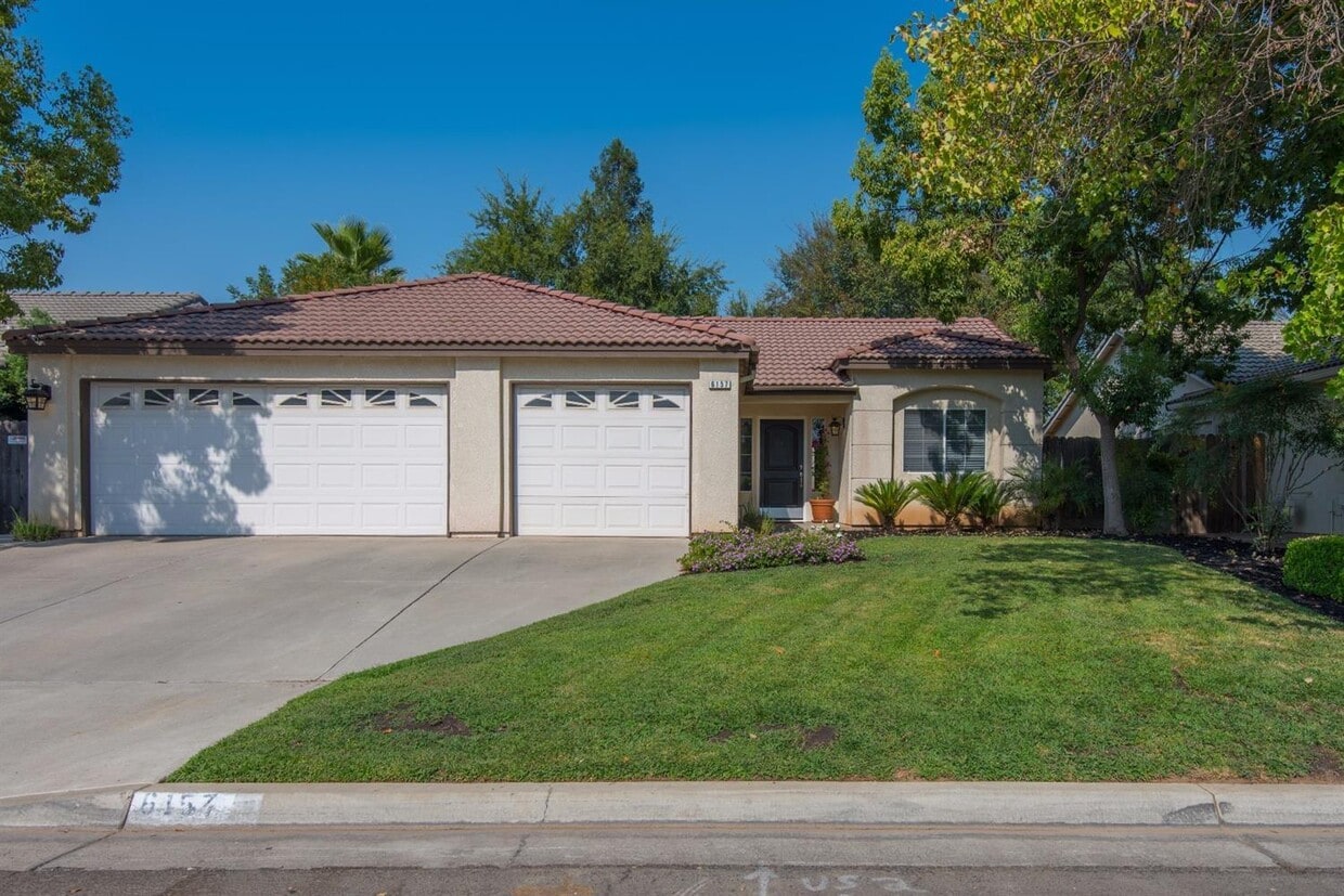 Foto principal - 6157 N Alva Ave