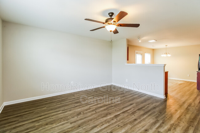 Building Photo - 1805 Park Meadow Cir