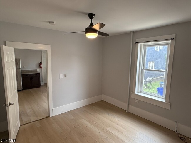 Building Photo - 22 Talmage Ave
