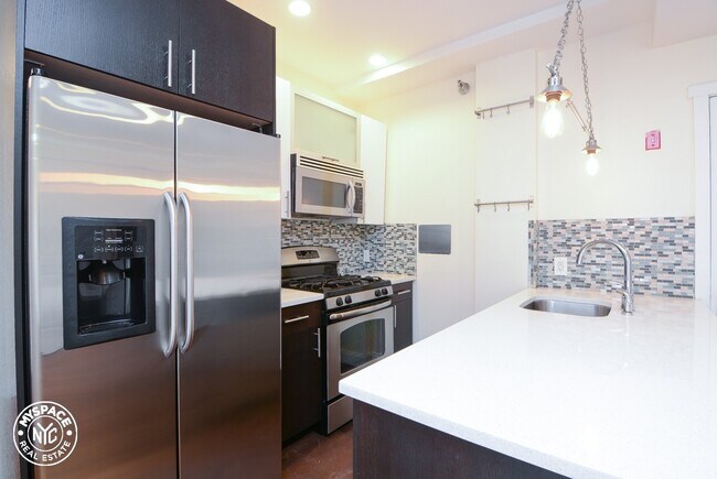 Foto del edificio - 80 Lexington Ave