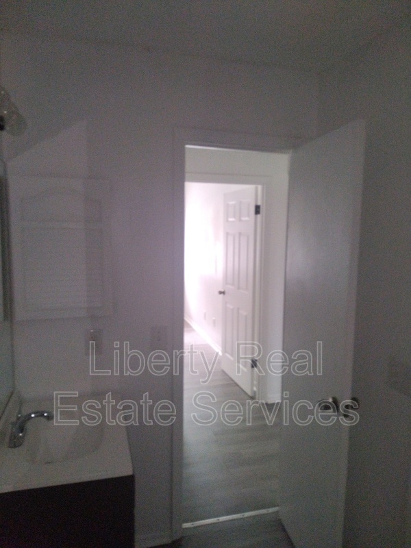 Foto del edificio - 901 Olmstead Dr