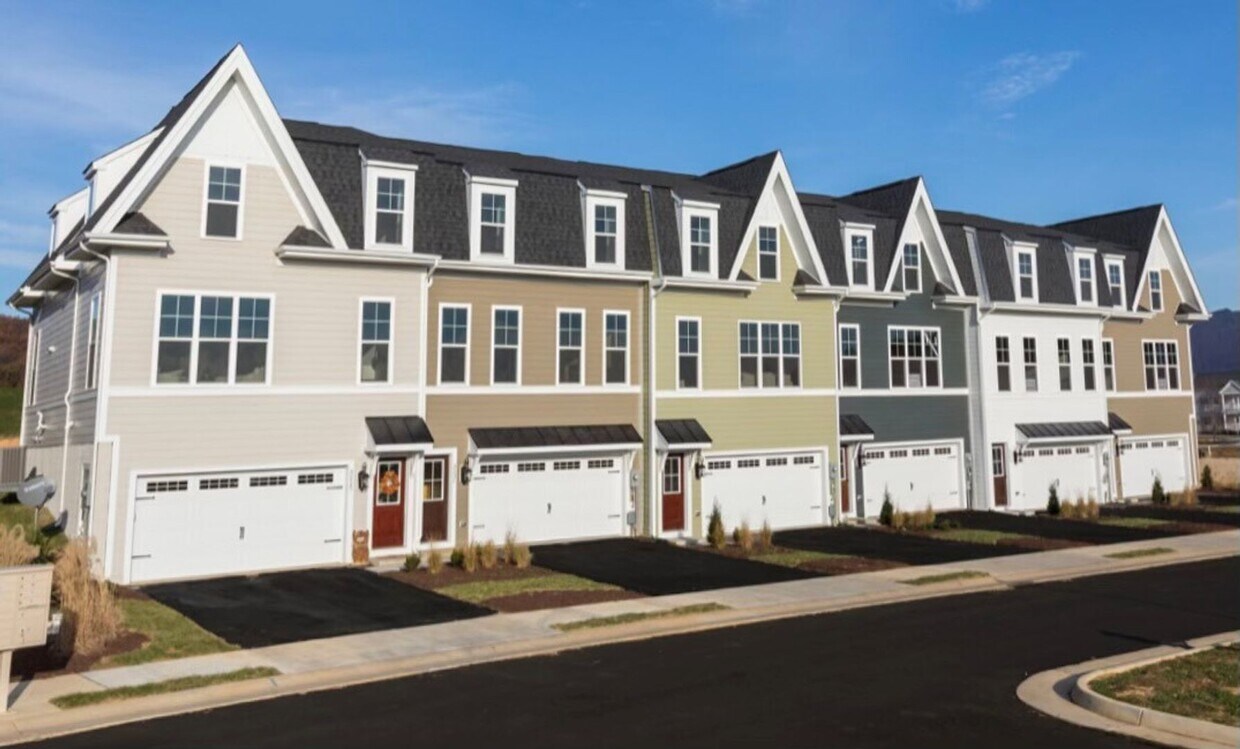 View of 3205 Marion Square, Harrisonburg, VA 22801 - House Rental in ...