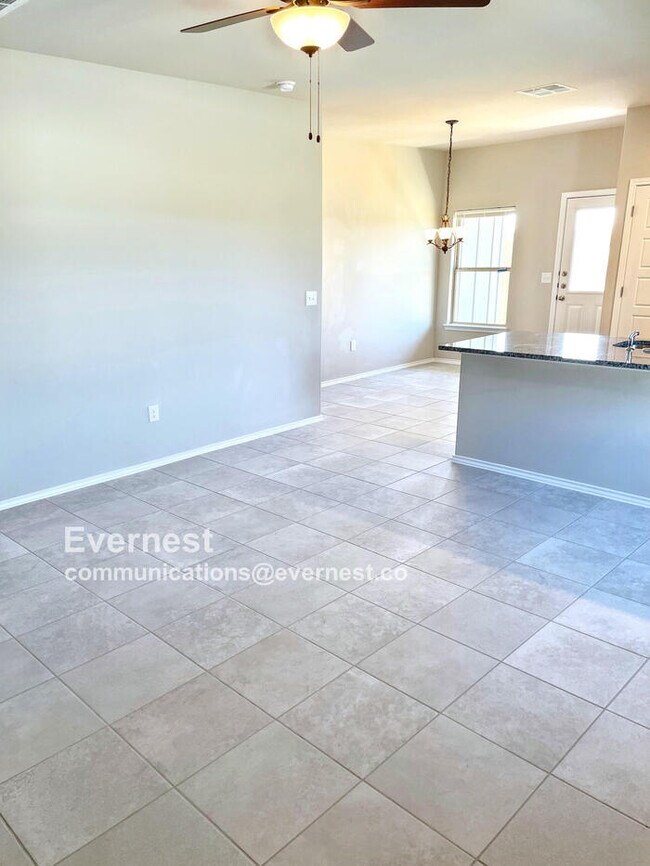 Foto del edificio - 1803 Davidson Ranch Rd