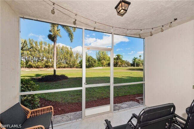 Foto del edificio - 501 Forest Lakes Blvd