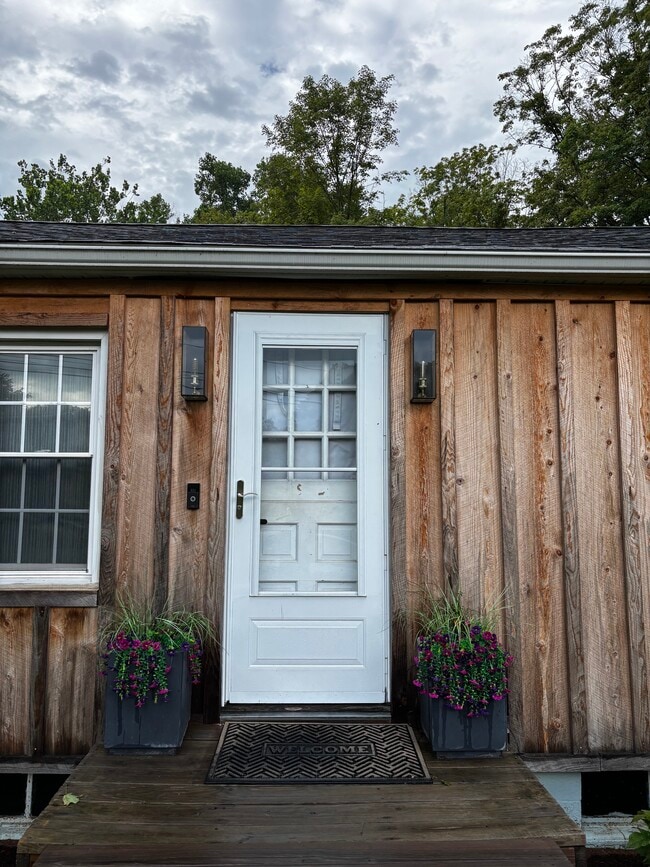 Building Photo - 448 Spruce Brook Rd