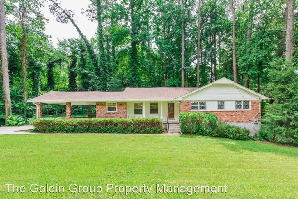 Primary Photo - 3 br, 2 bath House - 1775 N. Holly Lane
