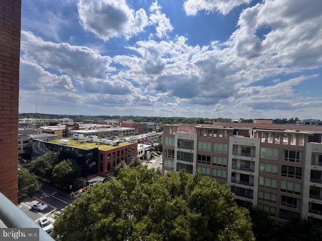 Foto del edificio - 4801 Hampden Ln