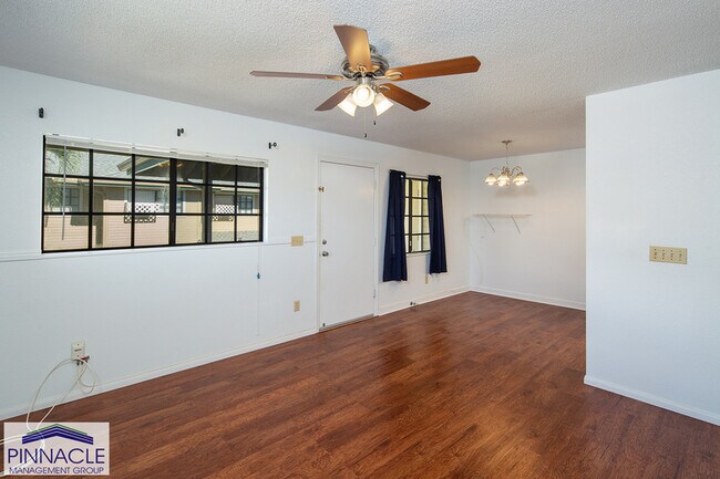 Foto del edificio - 91-1036 Kaiau Ave #10G