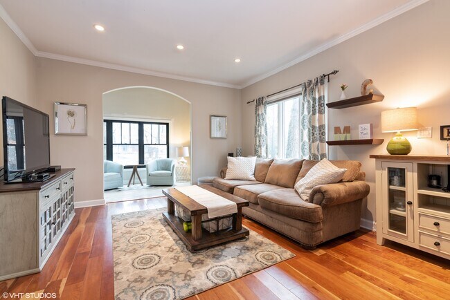 Building Photo - 1777 S Shore Dr