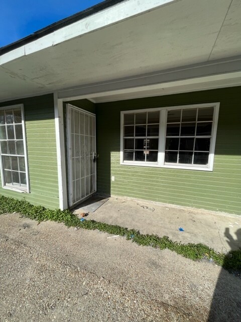 Photo - El Scott Apartment