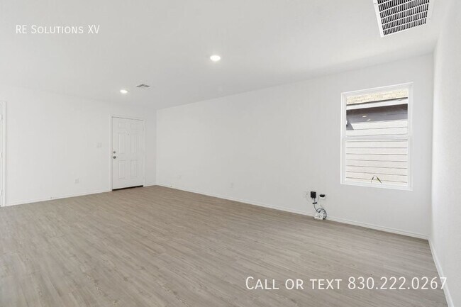 Building Photo - 12523 Kathleen St