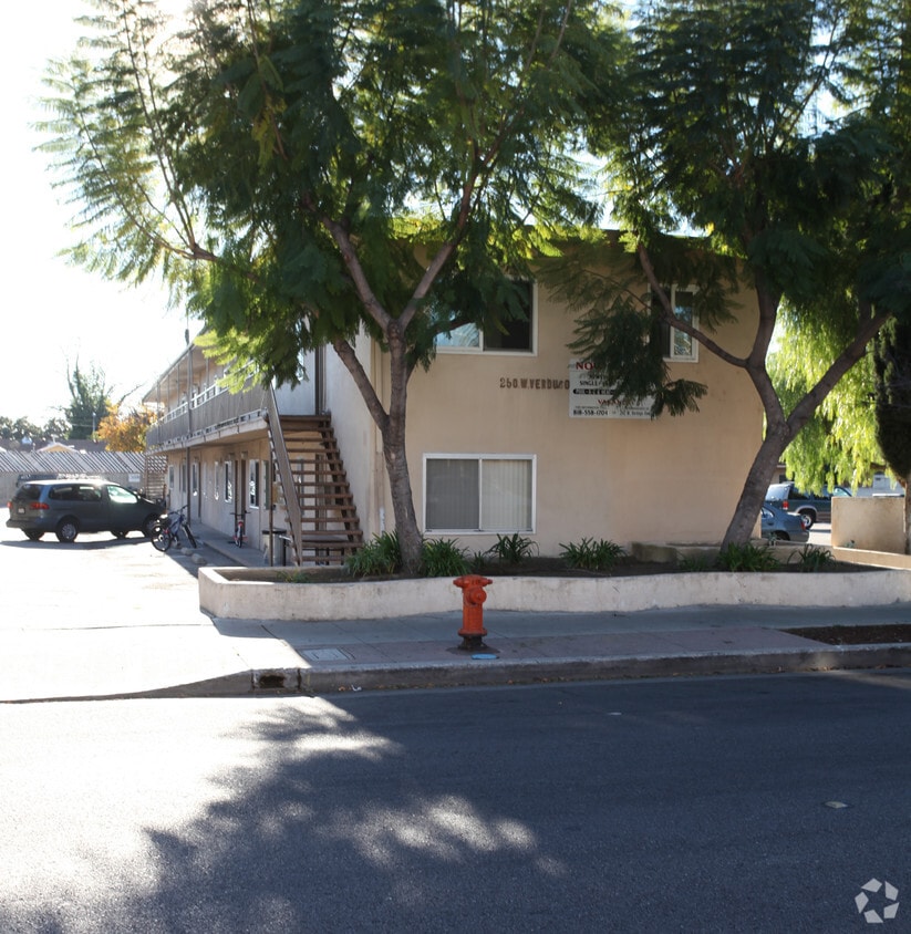 Primary Photo - 250 W Verdugo Ave