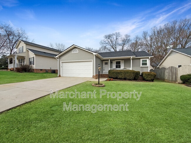 Photo - 117 Charmar Way House