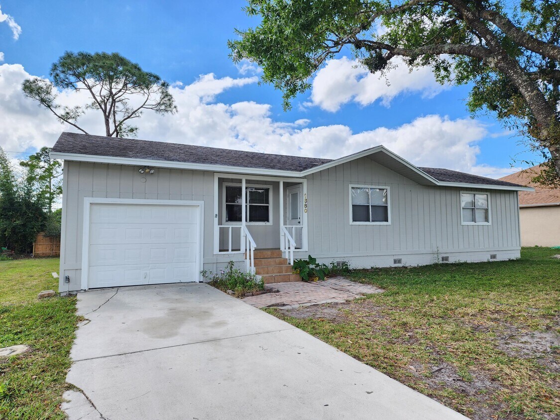 1880 SW Altman Ave, Port Saint Lucie, FL 34953 House Rental in Port