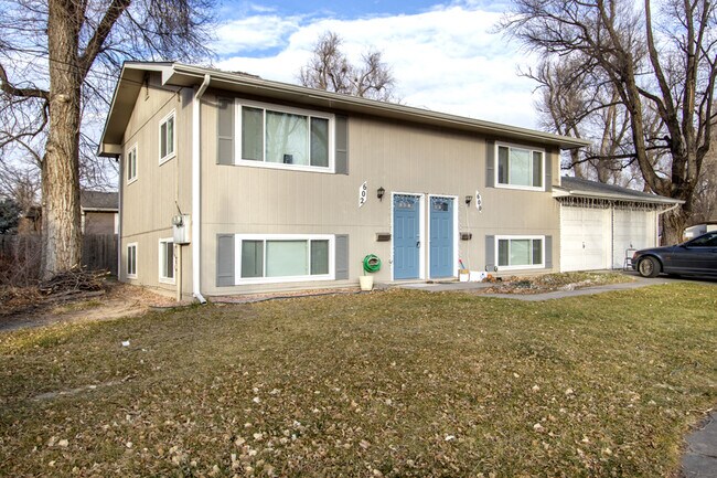 Building Photo - 602 Cherry St