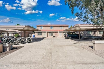 Building Photo - 6166 E Glencove St