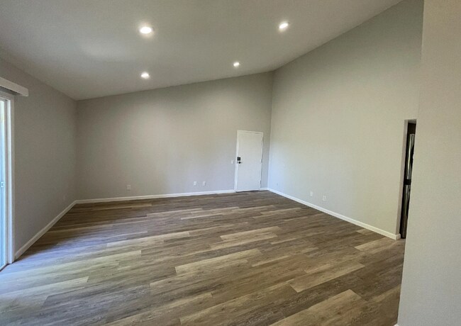 Foto del edificio - 6646 Kelly St