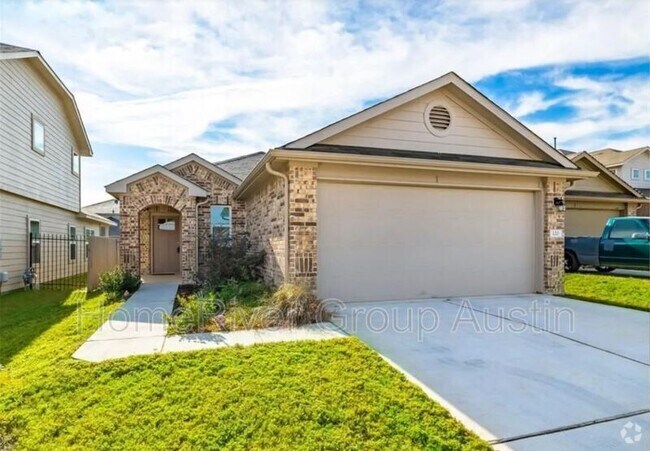 Building Photo - 120 Blue Sage Dr