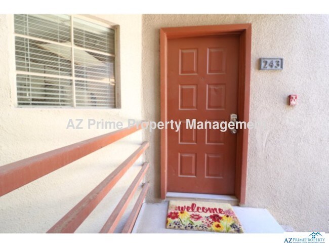 Building Photo - 4850 E Desert Cove Ave