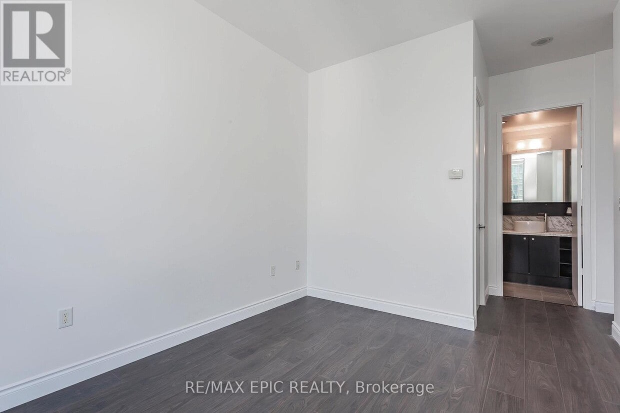 Photo principale - 11-PH11 Brunel Ct