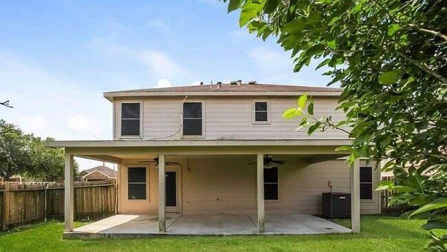 Building Photo - 12204 Spring Branch Dr