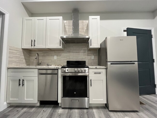 Foto del edificio - 106 S 42nd St