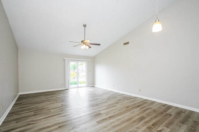 Foto del edificio - 3420 Cold Harbor Dr