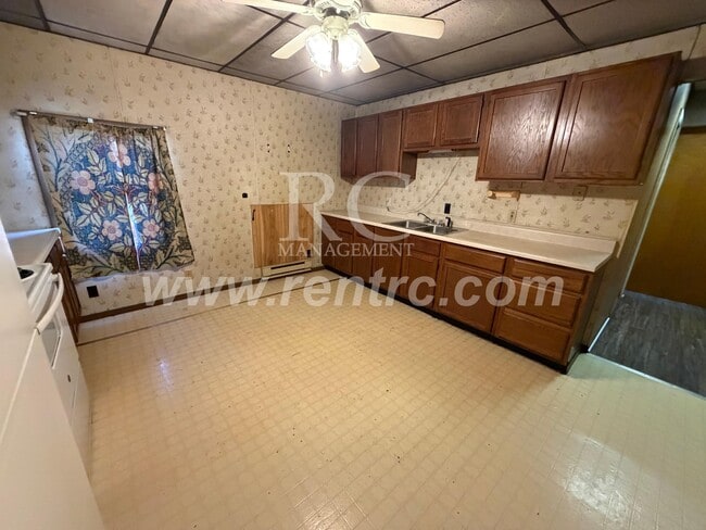 Building Photo - 1307-C Lape-