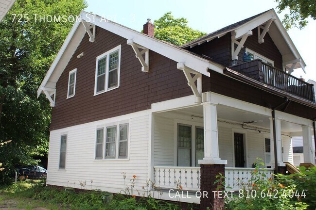 Building Photo - Available Now - Studio apartment in Colleg...