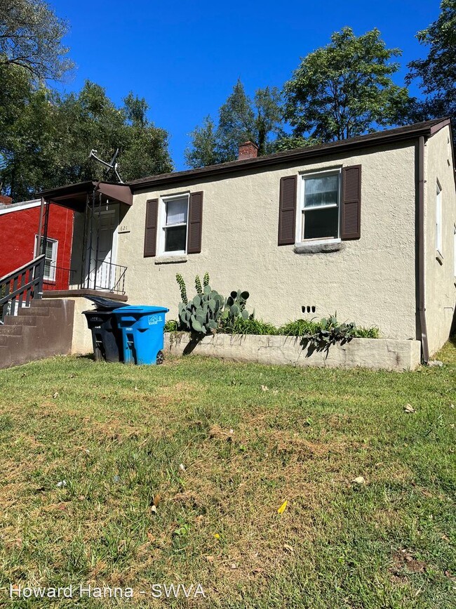 Building Photo - 3 br, 1 bath House - 621 Orange Avenue NW