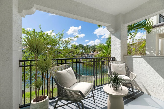 Private balcony - Avalon Coconut Creek