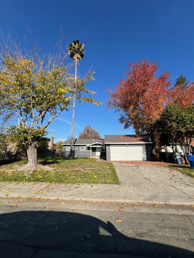 Foto principal - 2153 63rd Ave