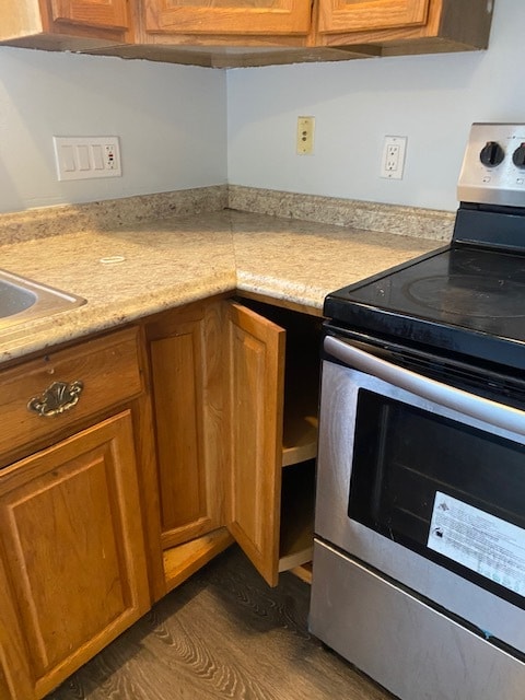 Kitchen - 170 Central St