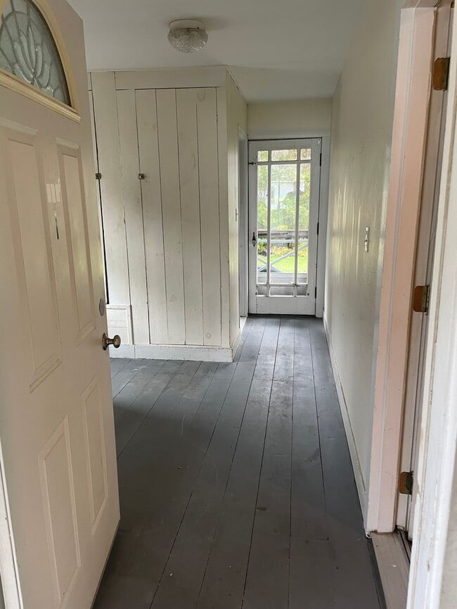 Photo - 12 Vine St Apartment