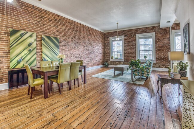 Foto del edificio - 112 E Alamo St