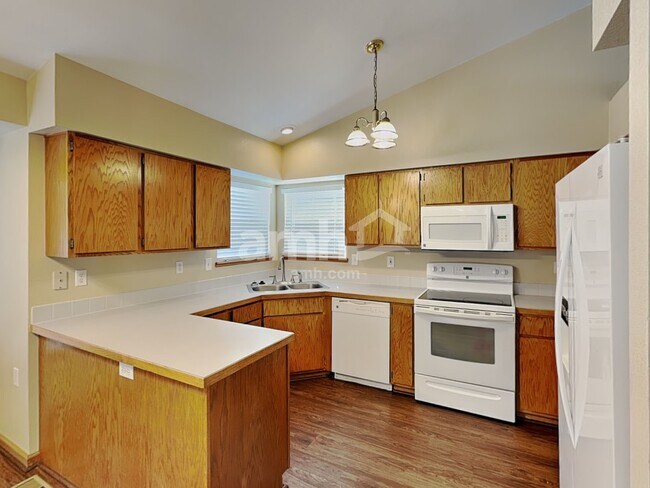 Building Photo - 3204 Birney Ct