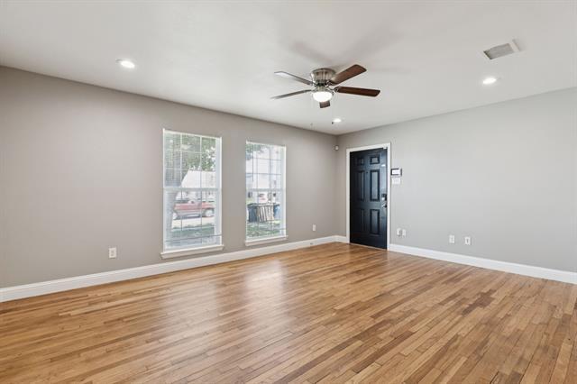 Foto del edificio - 3222 Inwood Rd