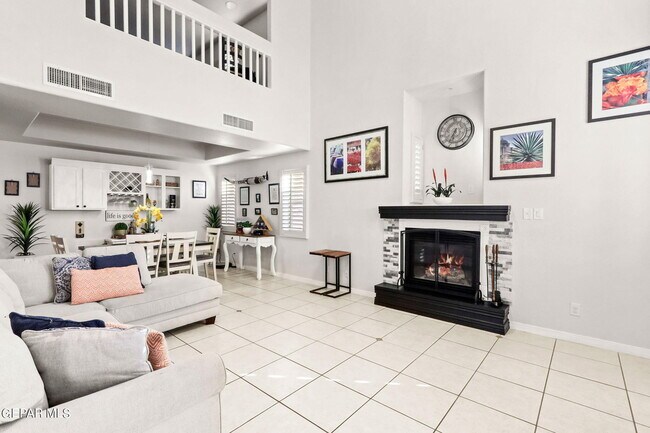Building Photo - 12728 Tierra Aurora Dr