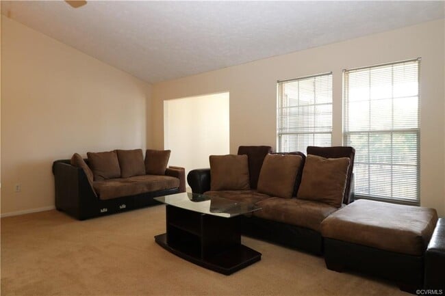 Building Photo - 9351 Kempton Manor Ct