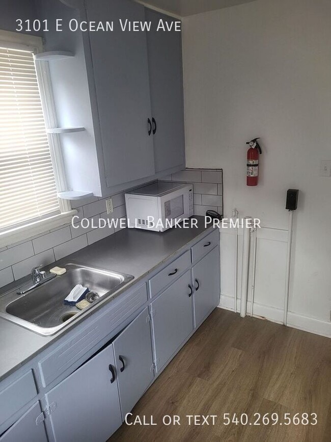 Building Photo - 3101 E Ocean View Ave