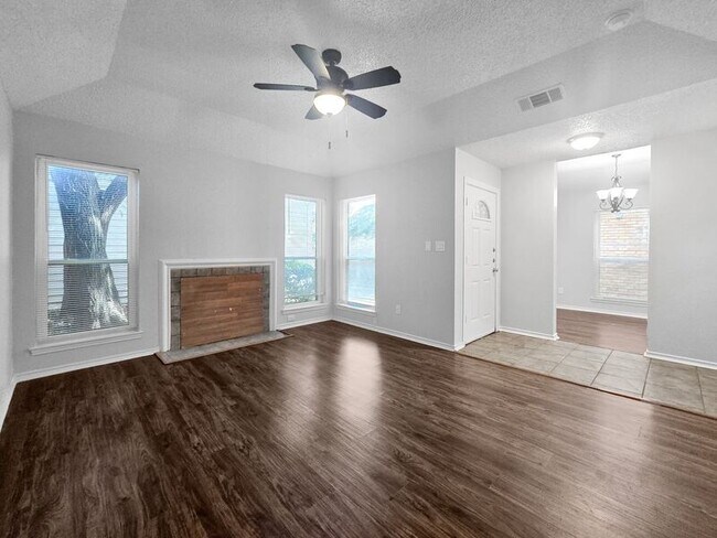 Foto del edificio - 424 Sycamore Ln