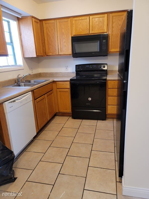 Building Photo - 3 br, 1.5 bath House - 209 W Worley St