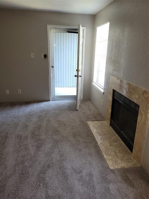 Primary Photo - 9700 Leawood Blvd