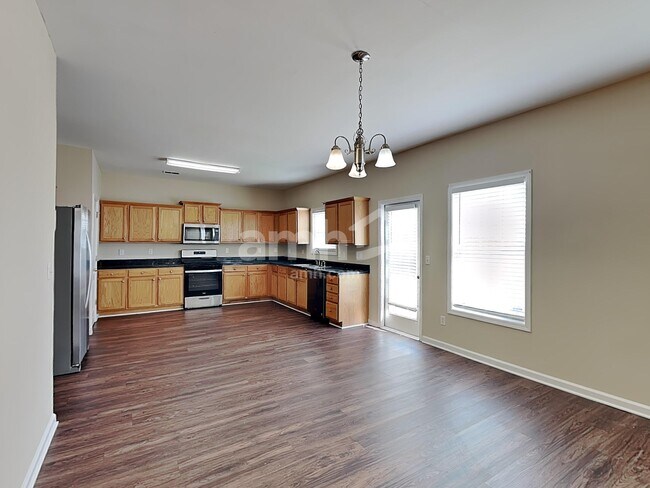 Foto del edificio - 17 Brookvalley Ct W