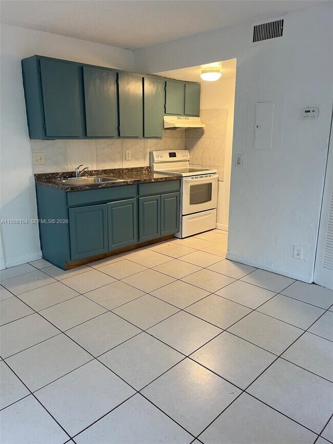 Foto del edificio - 2034 NW 43 Terrace