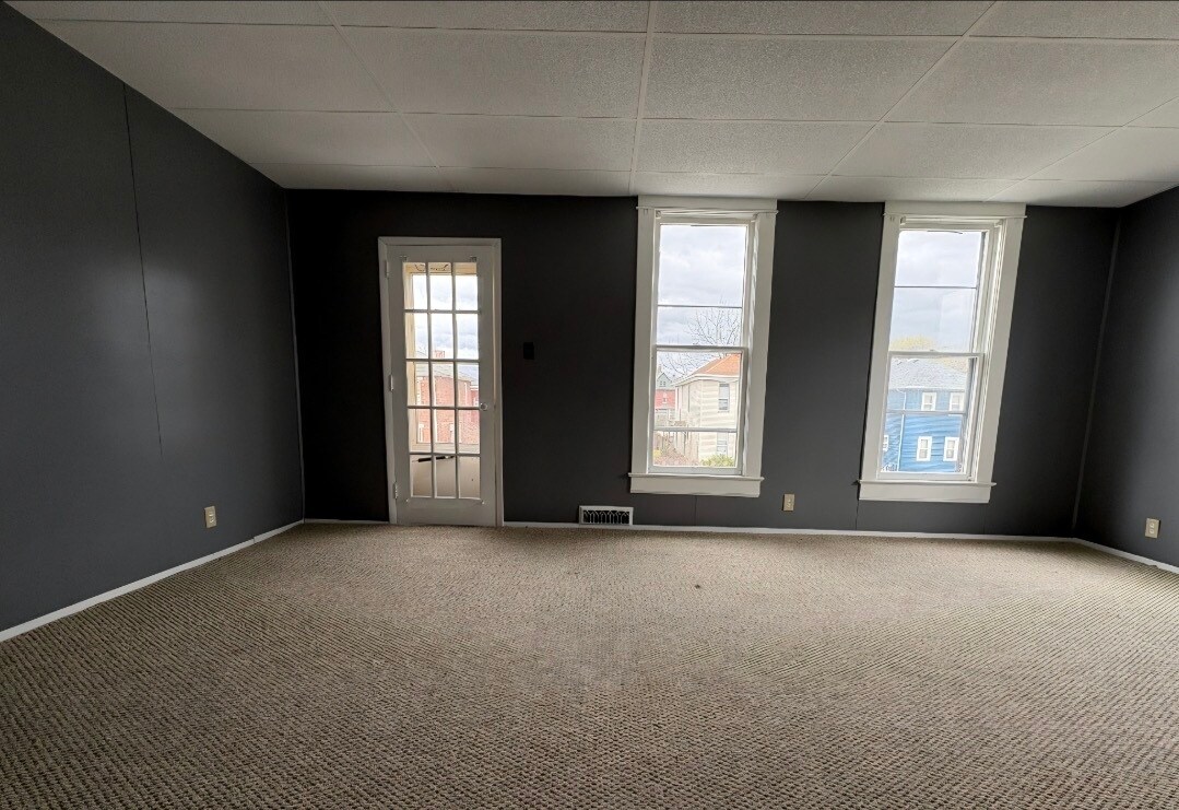Living room - 130 S 12th St