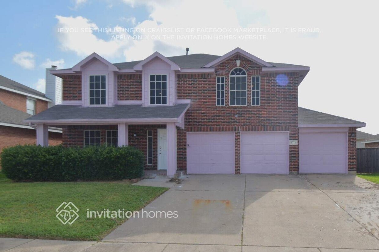 Foto principal - 7215 Fossil Garden Dr