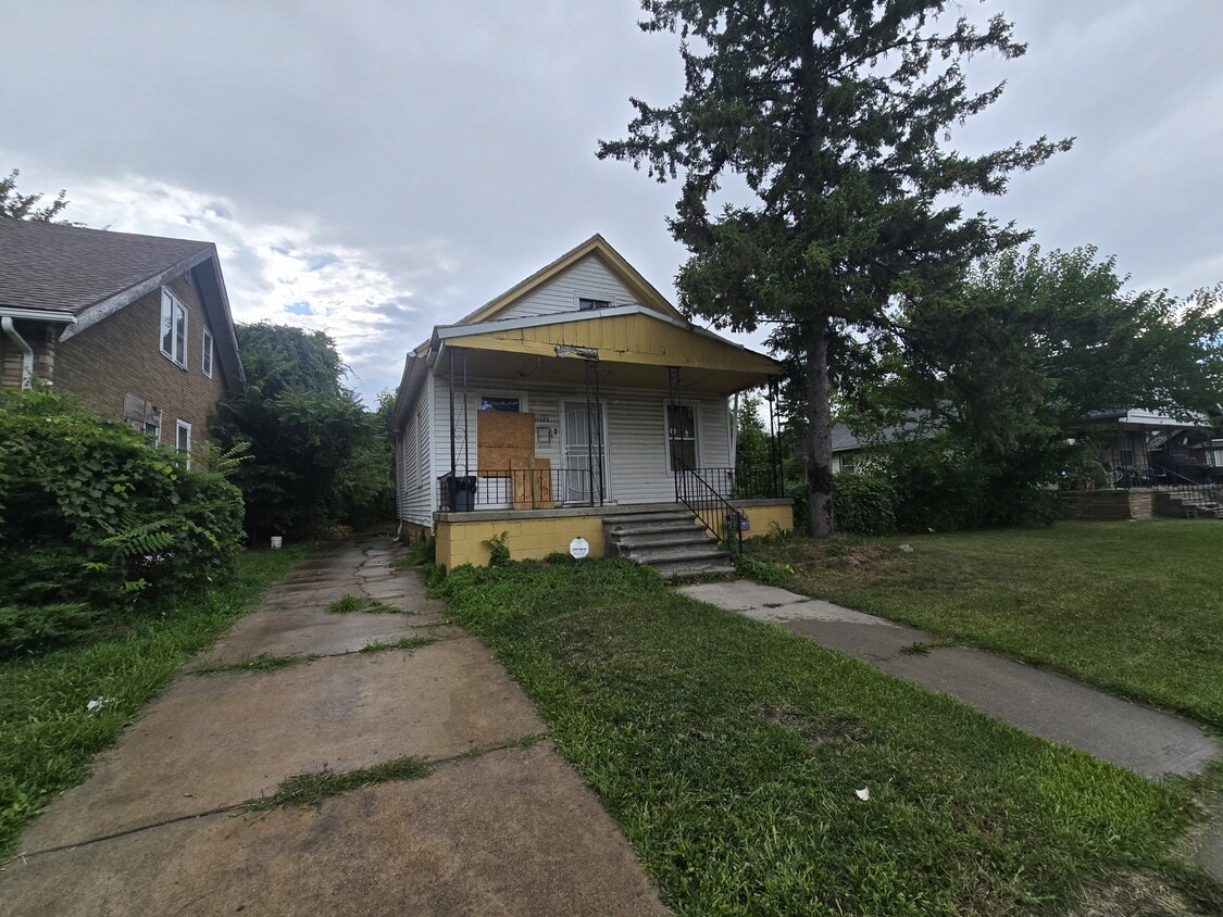 Foto principal - 11673 Yosemite St