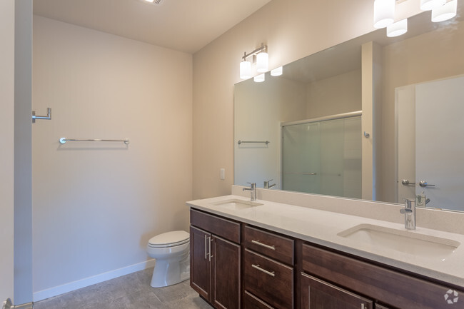 2BR, 2BA - 2A - Luxe Sheboygan Luxury Apartments